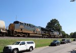 CSX 3295 & 7204 lead train L620-06 towards the signals at Fetner